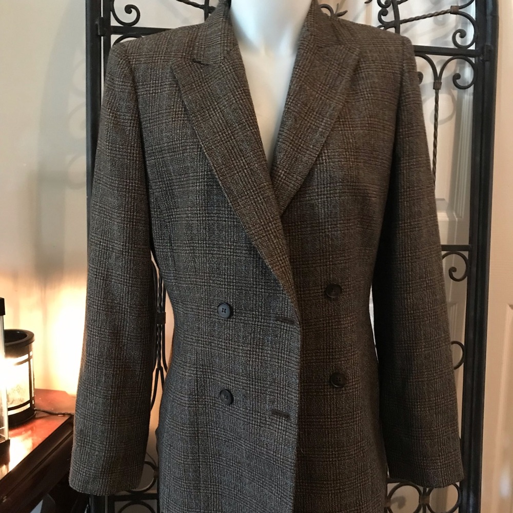 Pants suit